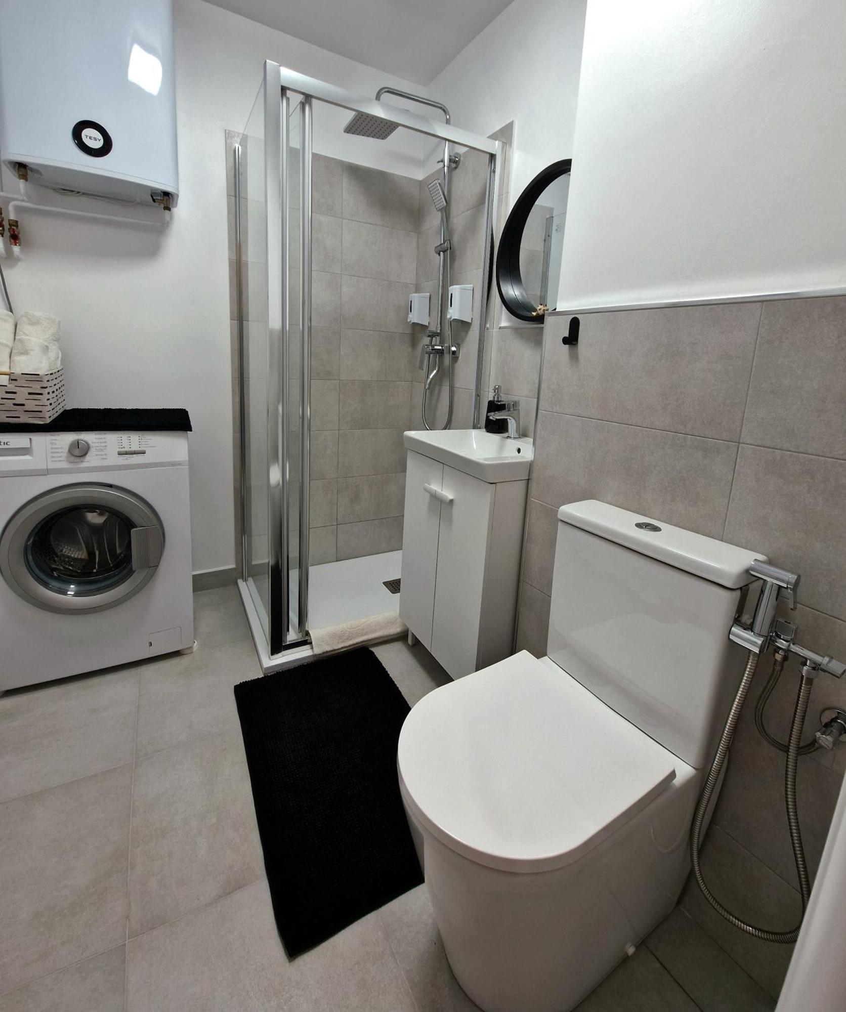 Premium Studio Next To National Arena & Park บูคาเรสต์ ภายนอก รูปภาพ